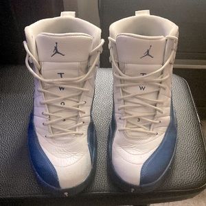 Air Jordan retro 12